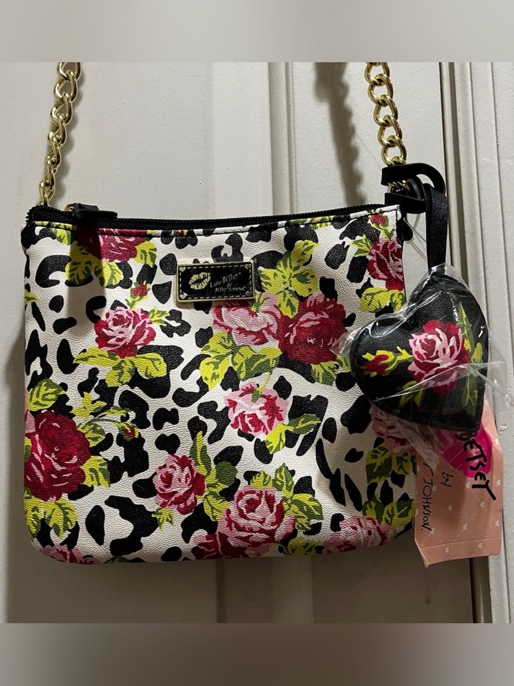 NWT Luv by Betsey Johnson Leo Red LB Double crossbody bag w/ Heart ♥️ keychain - Picture 4 of 16